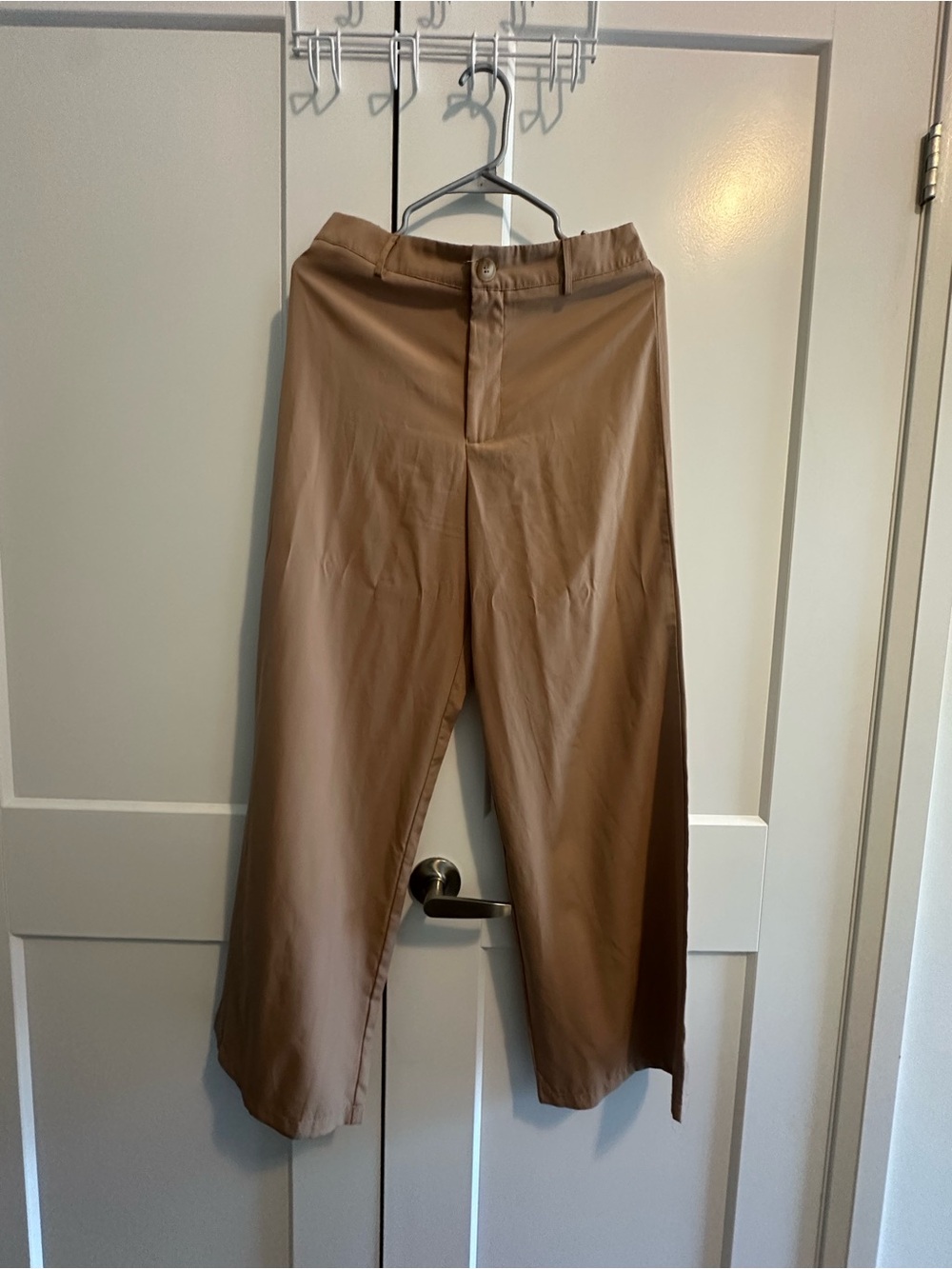 SHEIN Classic women’s Cropped Chino Pants in Tan